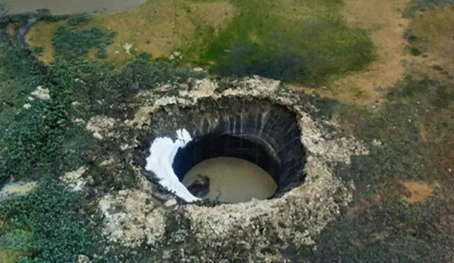 Los científicos creen que el denominado cráter 17 sobre el Círculo Polar Ártico se originó por una explosión de metano desde el permafrost. Foto: Nature