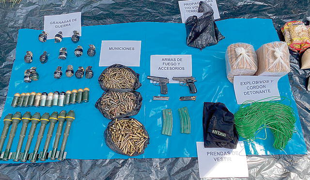Material. Las armas, explosivos, municiones y documentos fueron trasladados a Ayacucho. Foto: difusión