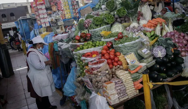 Arequipa: precios de productos se mantienen en el mercado San Camilo. Foto: Rodrigo Talavera/La República