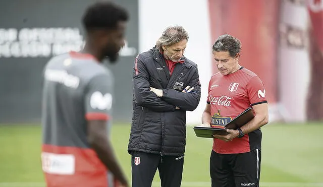 Concentrado. El ‘Tigre’ ensayó ayer en Videna el once titular que podría enfrentar mañana a Bolivia en el Estadio Nacional. Foto: difusión