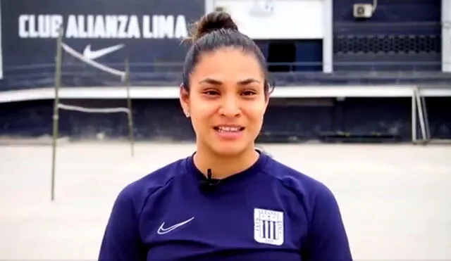 Alianza Lima: Esmeralda Sánchez se siente orgullosa de los 30 años del club de vóley. Foto: Alianza Lima Vóley