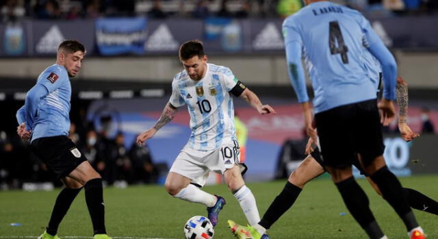 El Argentina vs. Uruguay se podrá ver desde las 6.00 p. m. (hora peruana) y 8.00 p. m. (hora argentina y uruguaya). Foto: EFE