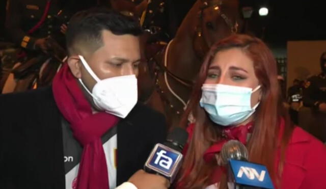 Gianluca Lapadula le cumplió el sueño a su prima y la llevó al estadio por primera vez. Foto: captura América Tv