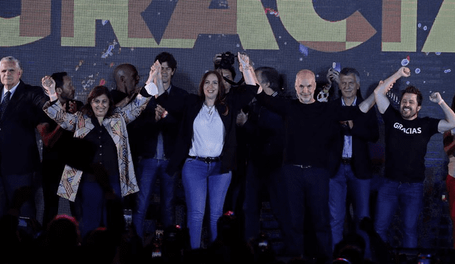 Juntos por el Cambio celebra su triunfo en las elecciones legislativas de Argentina. Foto: AFP