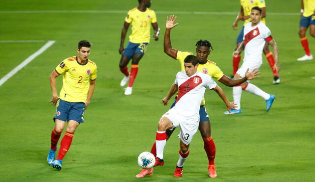 Colombia y Perú se enfrentarán en enero próximo por las Eliminatorias Qatar 2022. Foto: EFE