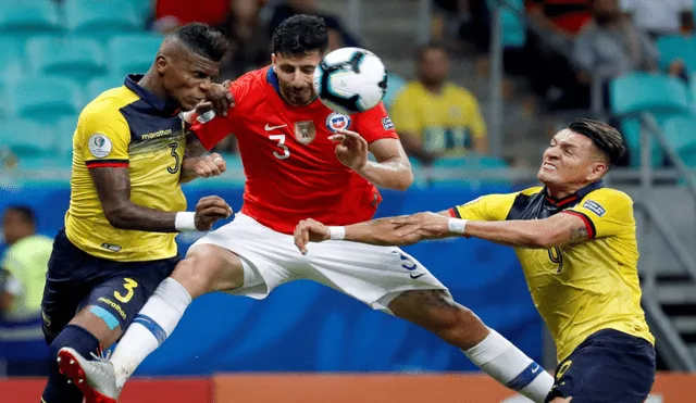 Ecuador vs. Chile se enfrentan por tres puntos decisivos para ambos en la última jornada de Eliminatorias. Foto: EFE