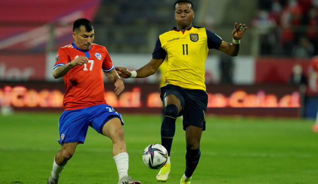 Chile recibe a Ecuador en Santiago por las Eliminatorias Qatar 2022. Foto: EFE