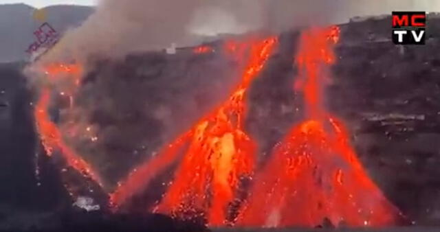 El Cumbre Vieja entró en fase eruptiva el 19 de septiembre, cuando emitió espectaculares ríos de lava. Foto: captura MCTV