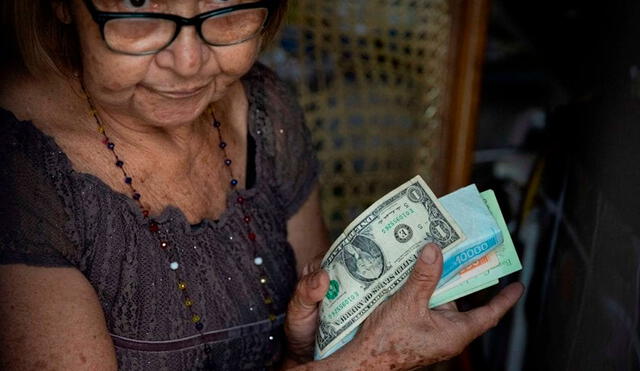 Precio del dólar hoy en Venezuela, donde la tasa oficial es la del BCV. Foto: EFE