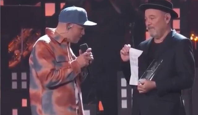 Residente y Rubén Blades protagonizaron un emotivo momentos en los Latin Grammy. Foto: Twitter