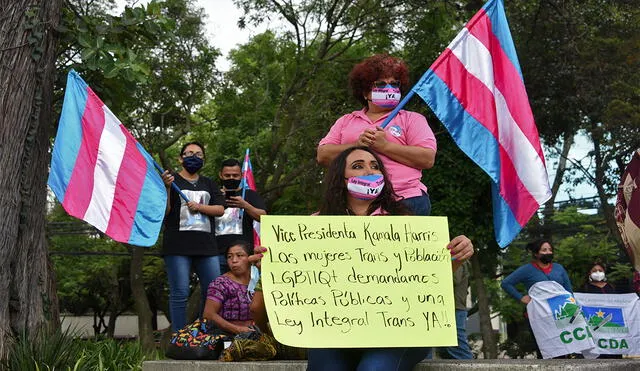En nuestro país la comunidad trans sigue a la espera de una ley que reconozca su identidad. Foto: AFP