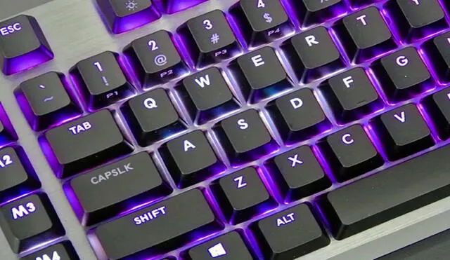 Lo ideal es que tu teclado reciba un mantenimiento regularmente. Foto: Geeknetic