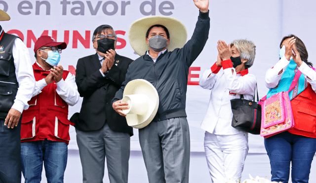 El jefe de Estado viajó a Arequipa para supervisar los trabajos del Ministerio de Desarrollo e Inclusión Social, cartera que se encuentra a cargo de Dina Boluarte. Foto: Presidencia del Perú