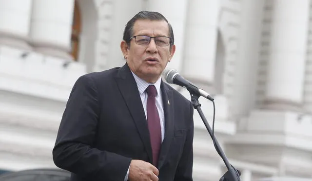 Eduardo Salhuana reiteró que APP no apoyará la iniciativa de vacancia presidencial. Fotos: Carlos Félix / GLR.