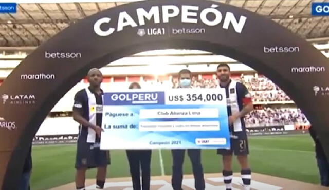 Alianza Lima salió campeón ante Sporting Cristal. Foto: GolPerú