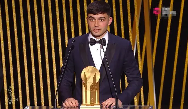 Pedri ganó el Trofeo Kopa en la ceremonia del Balón de Oro 2021. Foto: captura de TNT Sports