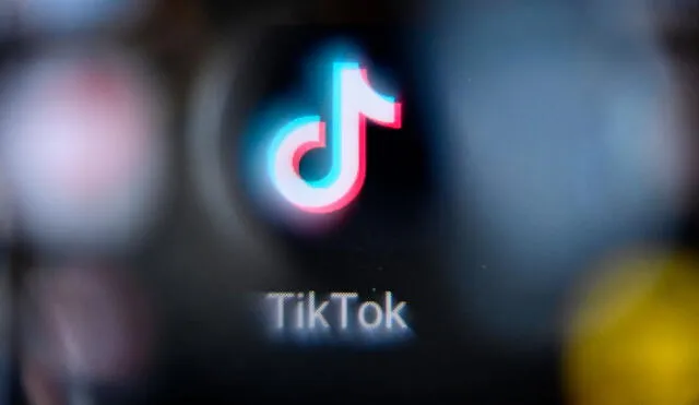 Conoce cómo guardar videos sin el logo de TikTok en tu computadora, tablet o celular. Foto: AFP