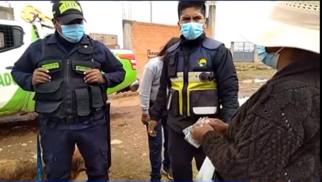 Mujeres agraviadas fueron socorridas por los serenos de Juliaca. Foto: Captura de video/ Municipalidad San Miguel
