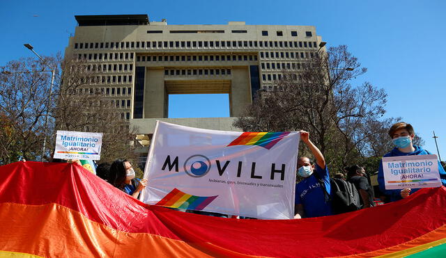 En Chile se han movilizado en respaldo al matrimonio igualitario. Foto: AFP