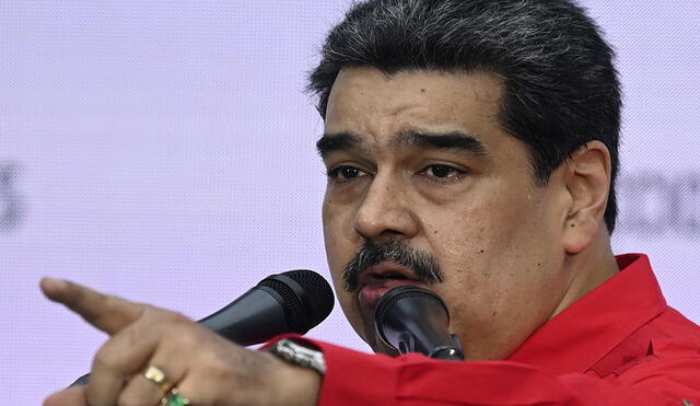 Nicolás Maduro arremete contra la corrupción que se produce dentro de sus filas. Foto: AFP