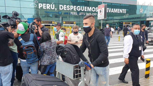 Universitario: Luis Urruti llegó procedente de Uruguay para unirse a la pretemporada crema. Foto: Gianella Aguirre/URPI-LR