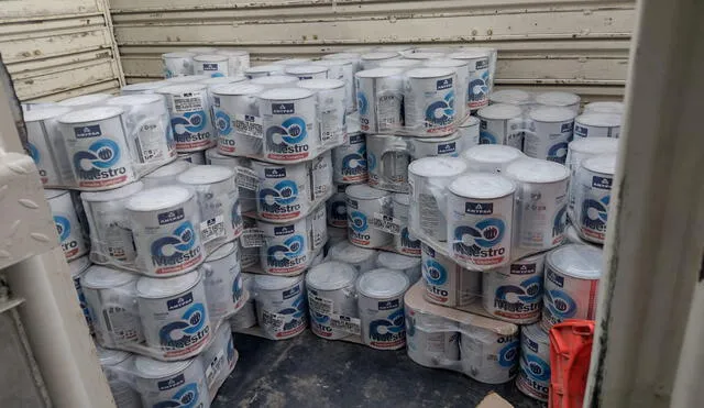 En el inmueble, se incautó 284 latas de pintura, una camioneta blanca y un automóvil. Foto: PNP
