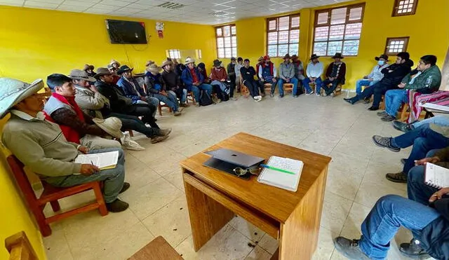 Minem continúa promoviendo acuerdos entre comunidades de Chumbivilcas y empresa minera. Foto: Minem