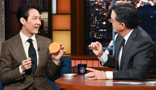 Actor de El juego del calamar, Lee Jung Jae, se presentó en The late show with Stephen Colbert. Foto: CBS
