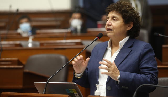 La legisladora morada Susel Paredes representa a Lima en el Congreso de la República. Foto: Parlamento / Video: Canal N