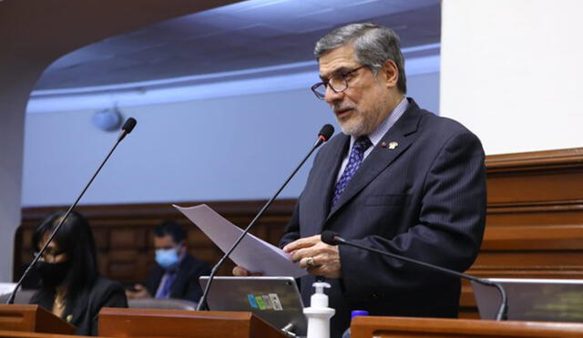 Ernesto Bustamante fue titular de la Comisión de Relaciones Exteriores del Parlamento. Foto: Congreso. Video: Congreso de la República