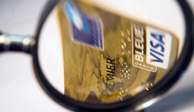 Las cajas municipales podrían emitir tarjetas de crédito. Foto: Andina