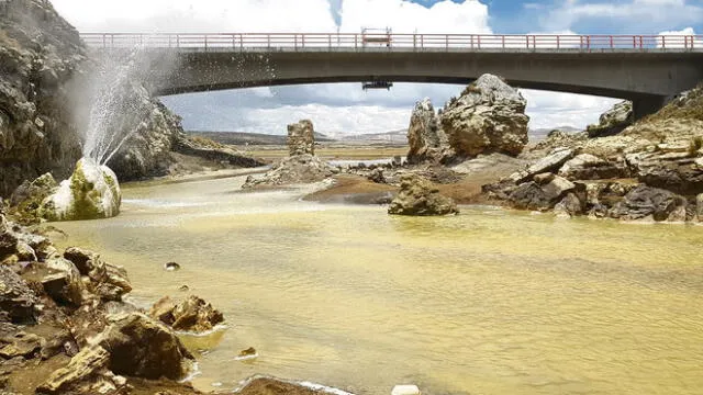 Daño. Río Aruntani está contaminado por acción de la minería formal. Pero ahora con recursos públicos se mitigará daño. Foto: Juan Carlos Cisneros/ La República