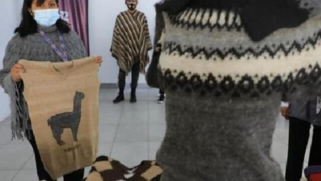 En la feria se podrá encontrar guantes, manoplas, mitones, bufandas, gorros, entre otros artículos. Foto: Instituto Tecnológico de la Producción