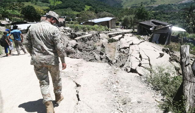Ejército peruano apoya en emergencia suscitada en el distrito de La Peca. Foto: Sexta Brigada de Selva