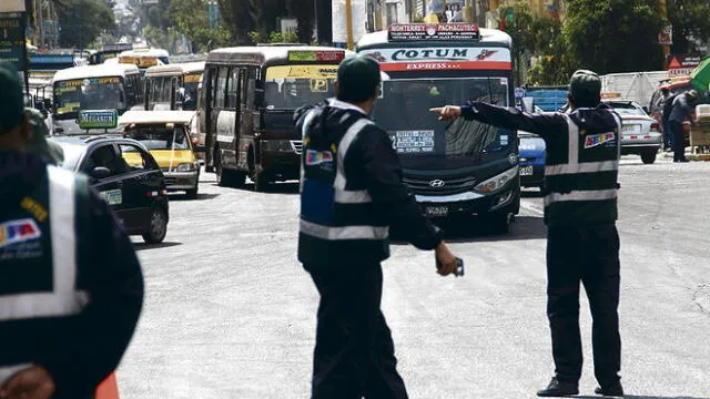 Municipio hizo operativo en la avenida Mariscal Castilla. Foto: Zintia Fernández/La República