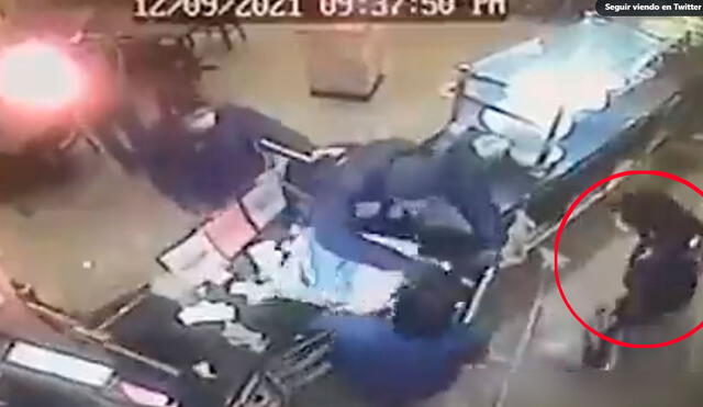 El intento de robo se dio en el Bold Pizza Shop en la cuadra 1501 de la calle Spring Garden de la ciudad de Filadelfia el pasado 9 de diciembre. Foto: captura / Twitter