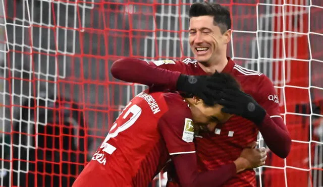 Robert Lewandowski suma 19 goles en la presente Bundesliga. Foto: EFE