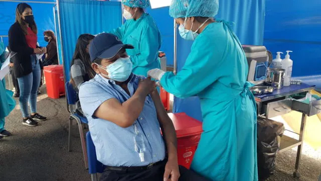 Gerencia Regional de Salud de Arequipa indica que más de un millón de arequipeños completaron su esquema de dos dosis contra la COVID-19. Foto: La República