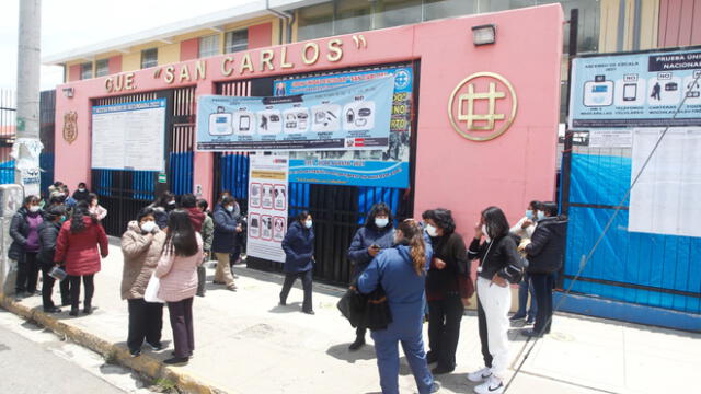 Puno. Examen se rindió en colegio San Carlos.