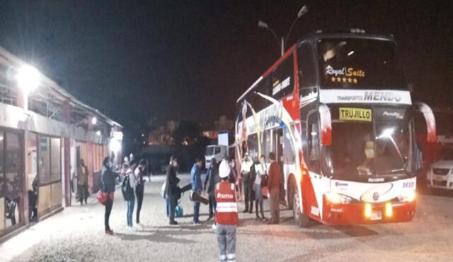 Inspectores de Sutran ejecutaron operativos en buses de pasajeros. Foto: MP