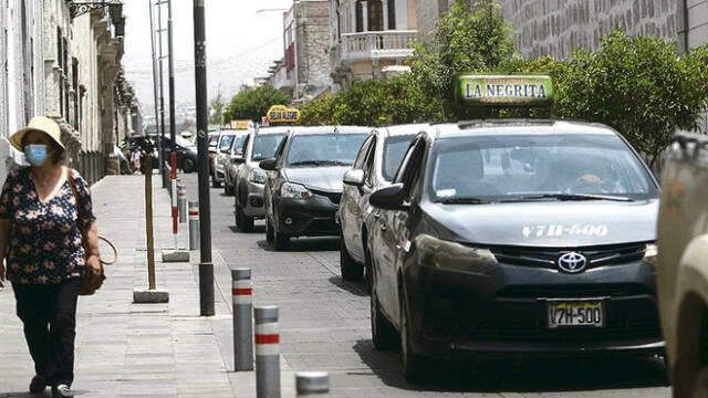 Propuesta. Se evalúa formalizar a más taxistas en Arequipa. Foto: La República