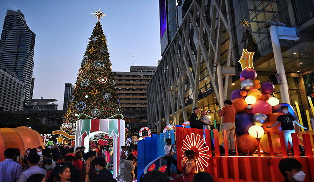 Tailandia se ha llenado de colorido para la Navidad. Foto: AFP