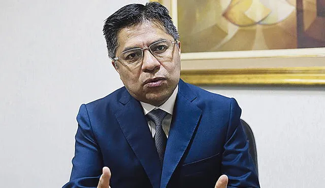 Límites. Espinoza recuerda a la Fiscalía que debe realizar su labor con estricto apego a la ley. Foto: difusión