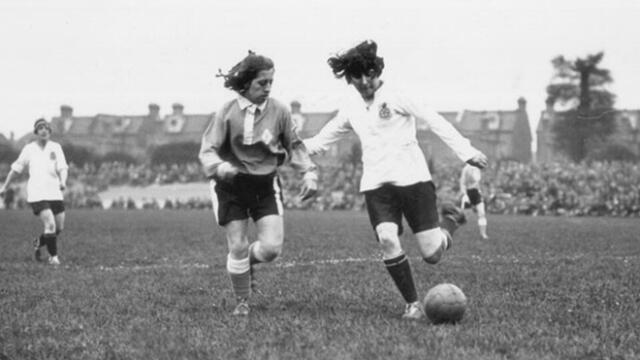 Dick, Kerr's Ladies se enfrentó a St Helens Ladies. Foto: Football Association