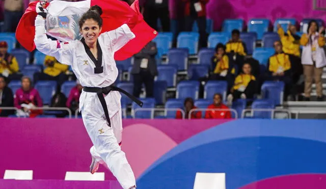 Angélica Espinoza el día que se consagró campeona paralímpica en Tokyo.
