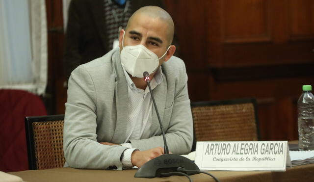 Arturo Alegría representa a la región de San Martín en el Congreso de la República. Foto: Parlamento