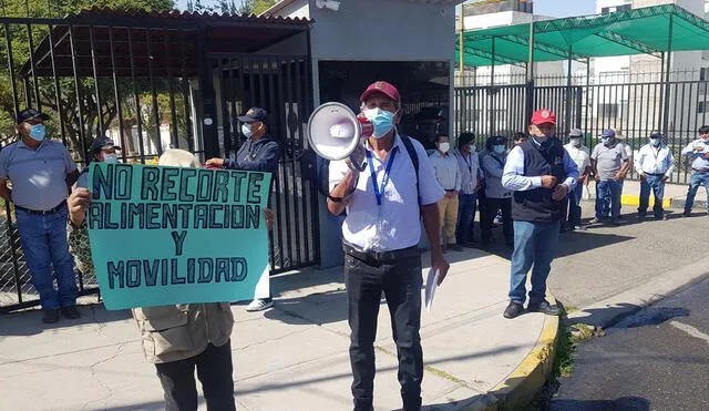 Trabajadores solicitaron la intervención del congresista Jaime Quito. Foto: URPI/Alexis Choque