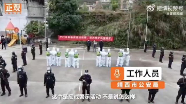 El desfile formaba parte de una serie de medidas disciplinarias anunciadas en agosto por el Gobierno local de Jingxi. Foto: Redes sociales de un medio local Nectar Gan