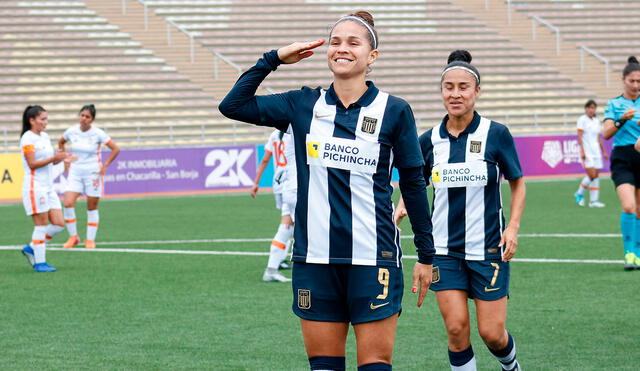 Adriana Lúcar fue la jugadora más influyente en el torneo peruano. Foto: Liga de Fútbol Profesional LFP