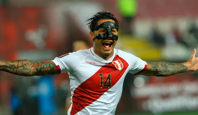 Gianluca Lapadula debutó con la selección peruana ante Chile en las Eliminatorias. Foto: EFE